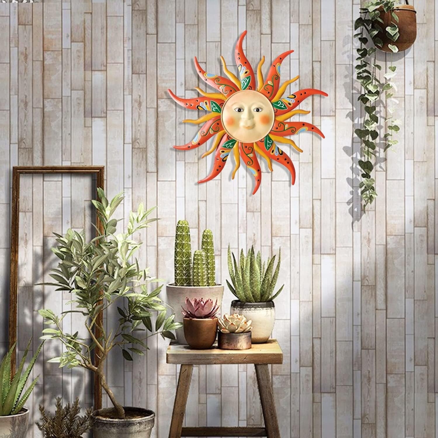 23.6-Inch Exquisite Metal Sun Face Wall Art - Perfect for Farmhouse Gardens