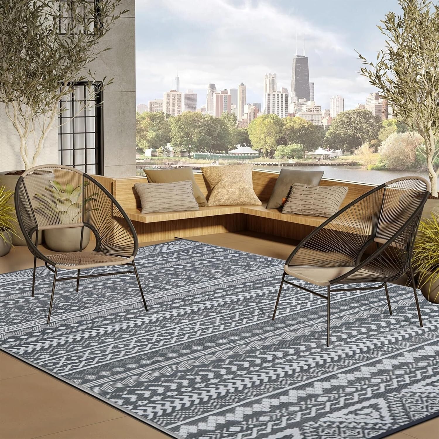 Durable UV Stabilized Reversible Mat 6' x 9' for Backyard and Beach Adventures