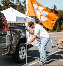 Load image into Gallery viewer, Collapsible Tailgate Flagpole Kit with Durable Tire Mount &amp; Protective Bumper