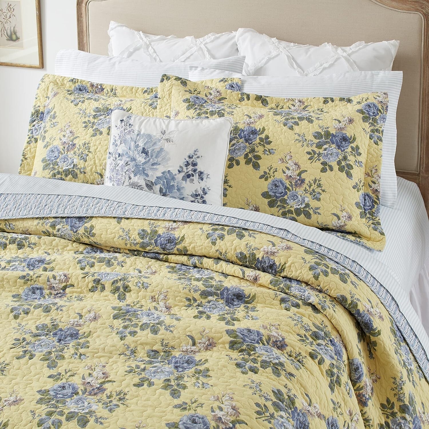 Lightweight & Breathable Floral Cotton Quilt Set - Queen, Pre-Washed Softness