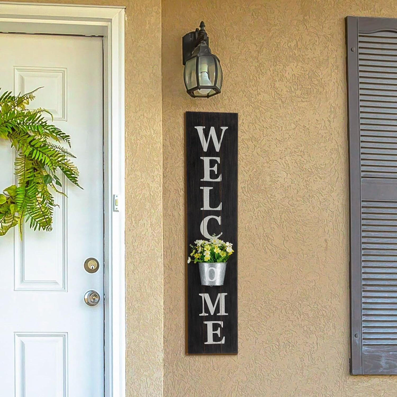 Elegant Vertical Farmhouse Welcome Sign with Black Hanging Planter Decoration