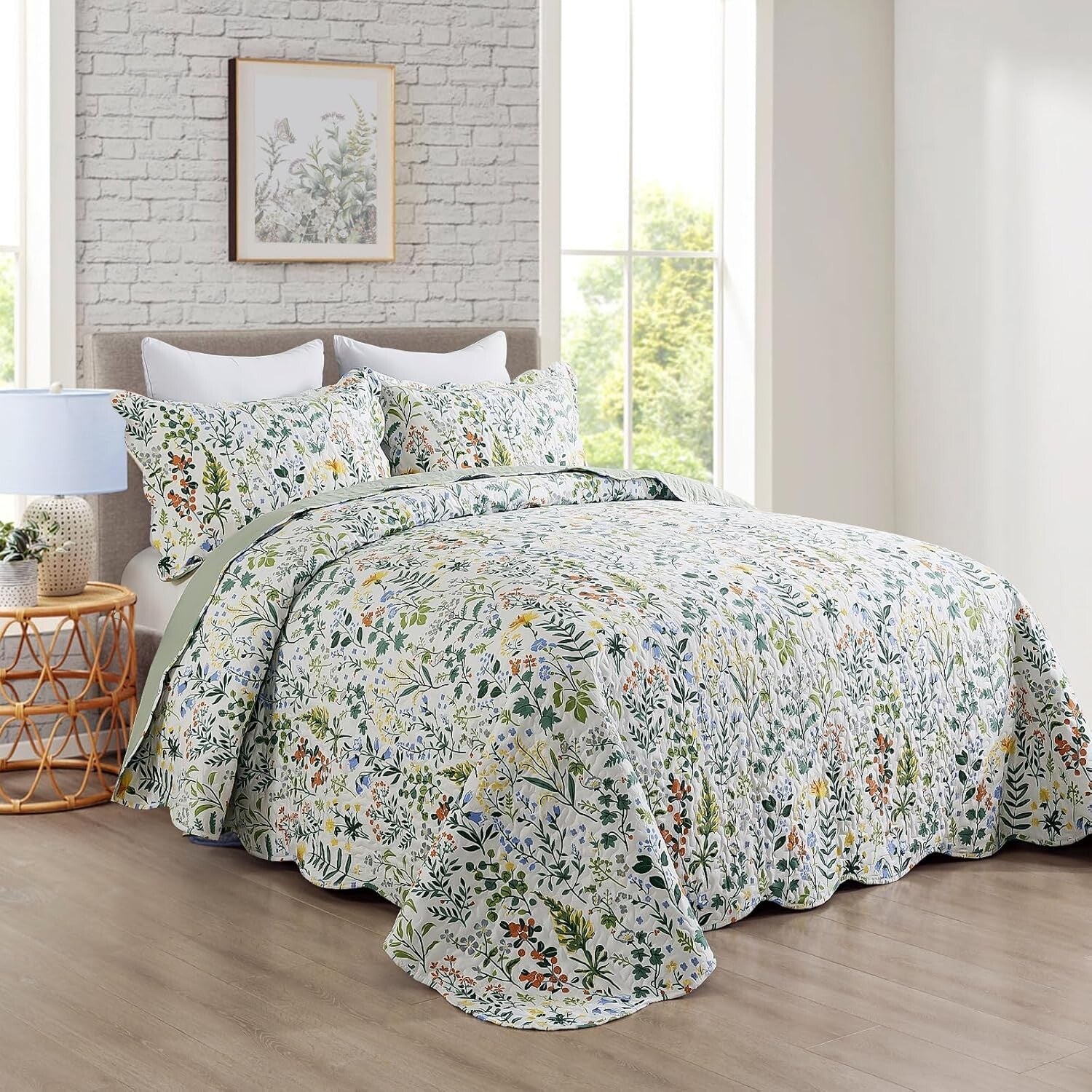 Exquisite Quilted King Bedspread Set - Lightweight Microfiber Floral Coverlet