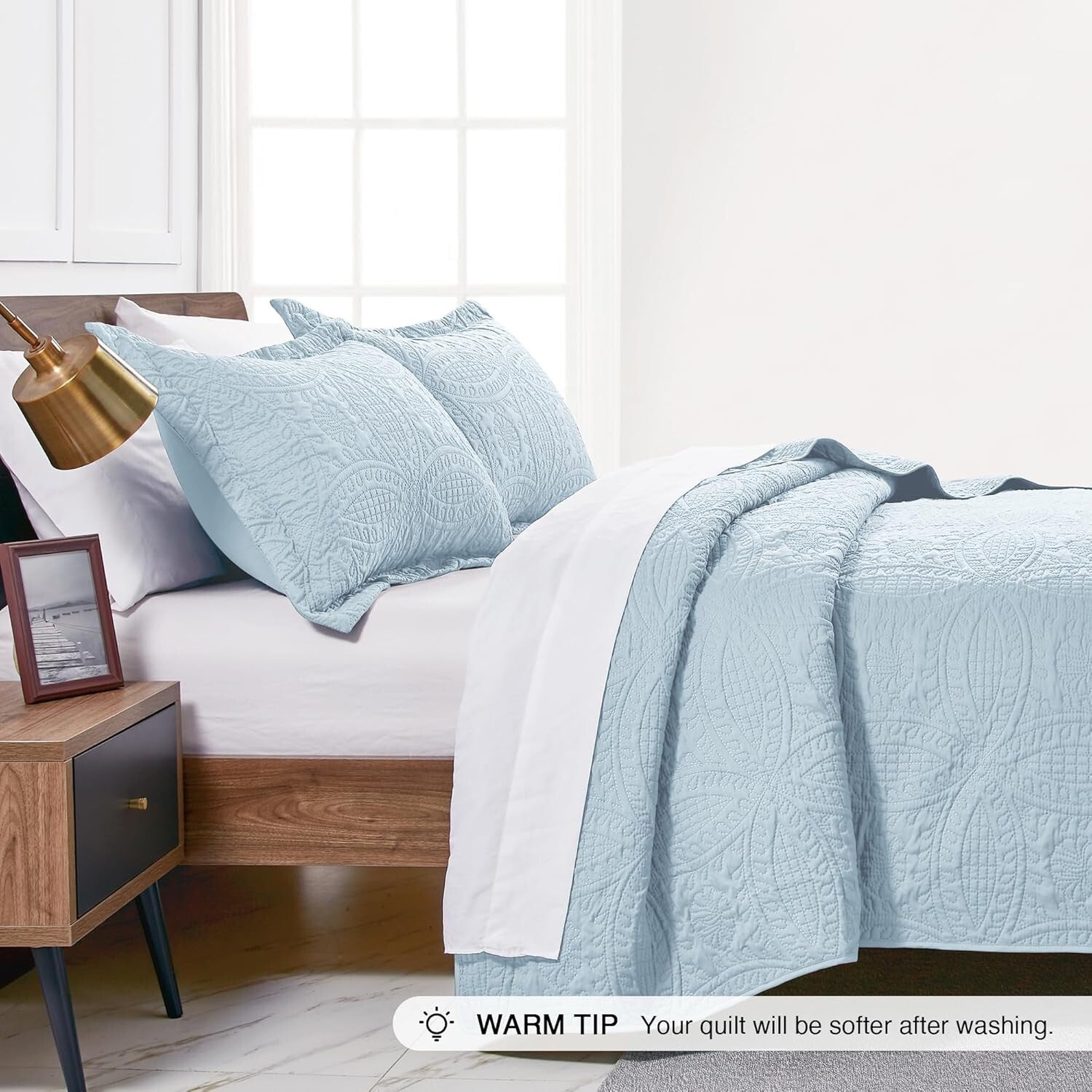 Modern 3-Piece King Quilt Set in Spa Blue - Lightweight Coverlet for All Seasons