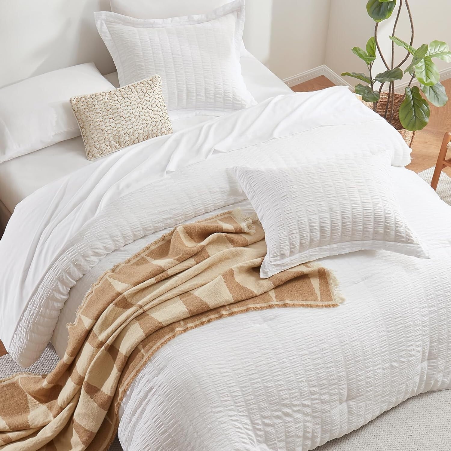 Machine Washable King Comforter Set - Stylish 7-Piece Bedding for All Seasons