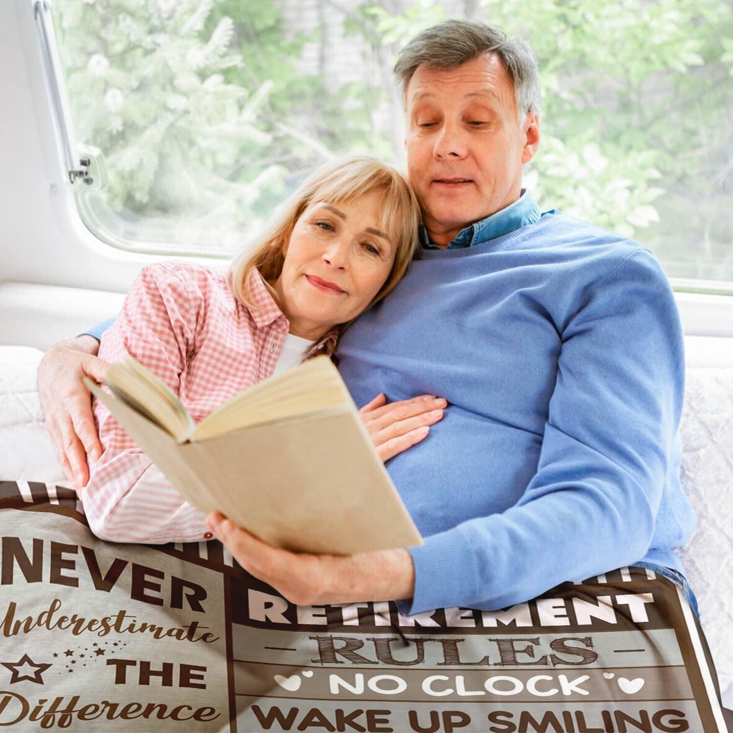 Soft and Lightweight Happy Retirement Blanket 60"x80" for Memorable Farewells