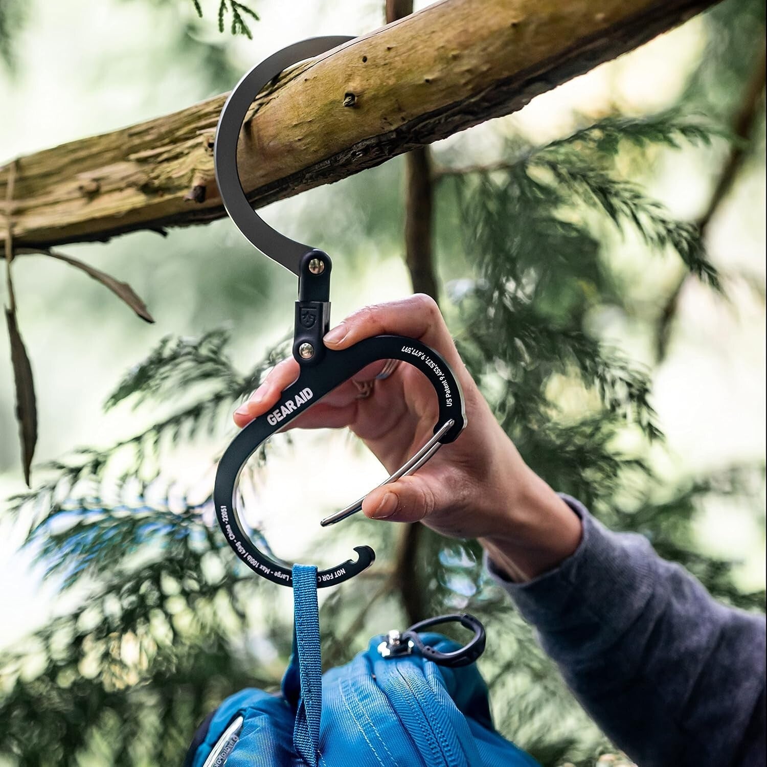 Durable Aluminum Gear Clip & Hook - Stylish Carabiner for Camping & Organization