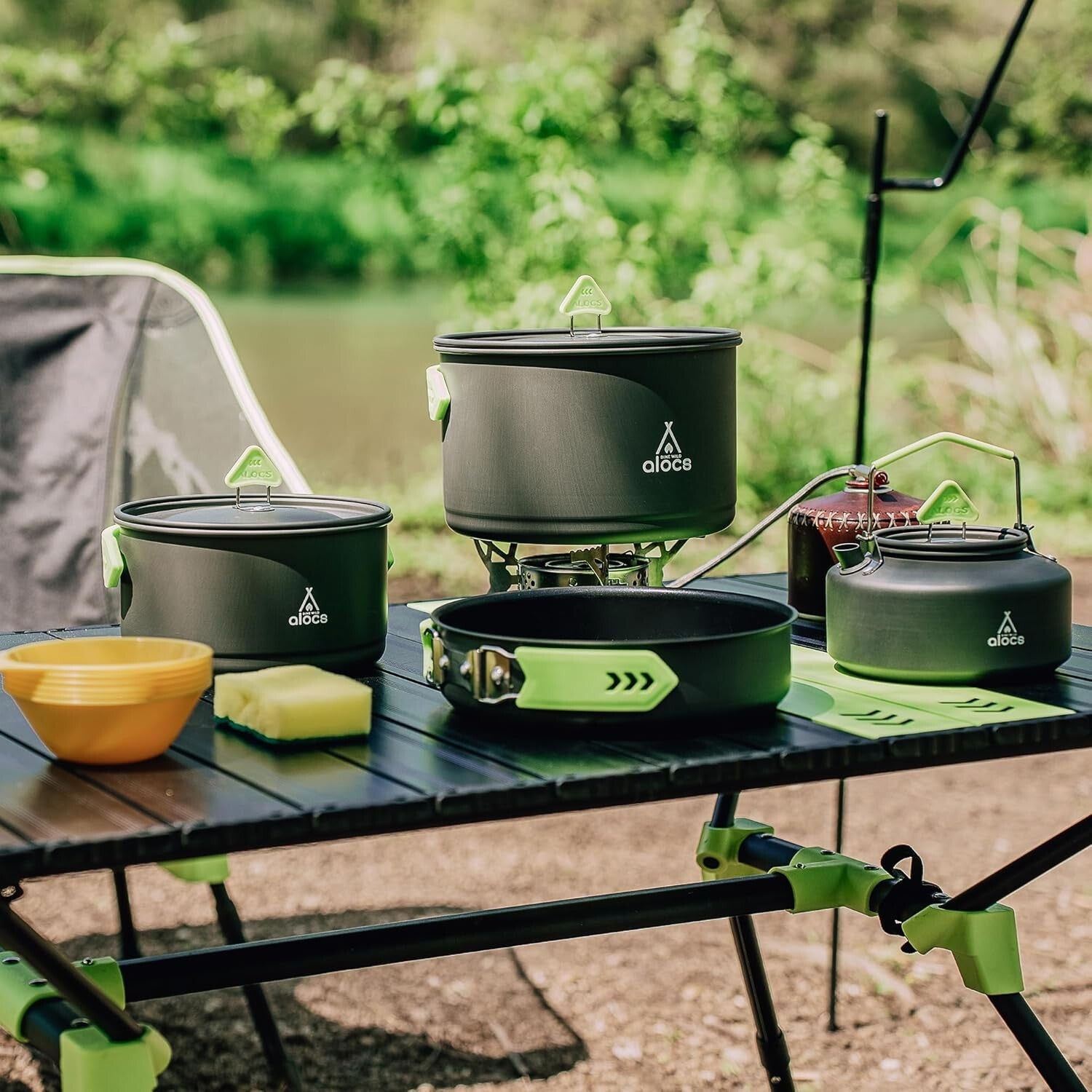 18-Piece Non-Stick Camping Cookware Set for 4-6 People - Ultra Lightweight Gear