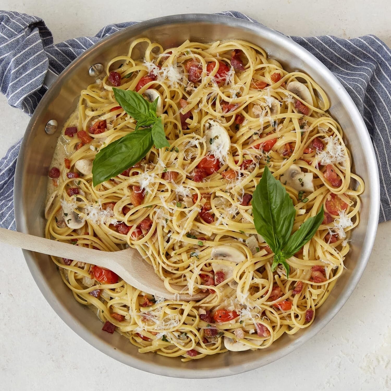 Delicious Clam Sauce with Garlic & Herb - Italian Inspired, 15 oz Cans, Set of 6