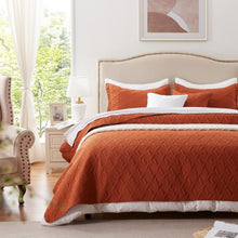 Load image into Gallery viewer, Geometric King Quilt Set - Lightweight 3 Piece Coverlet with Shams, 98''x106''