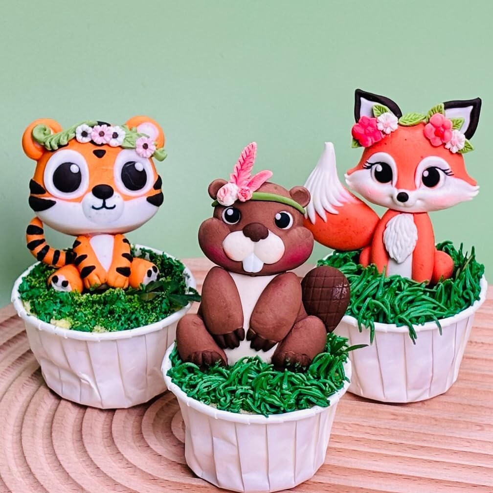 Food-Grade Woodland Animal Cake Topper Molds - Perfect for Kids' Parties