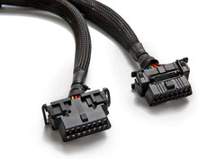 Load image into Gallery viewer, Premium OBD II 16 Pin Adapter – Male to Female, Flexible, 5 Pack for Diagnostics