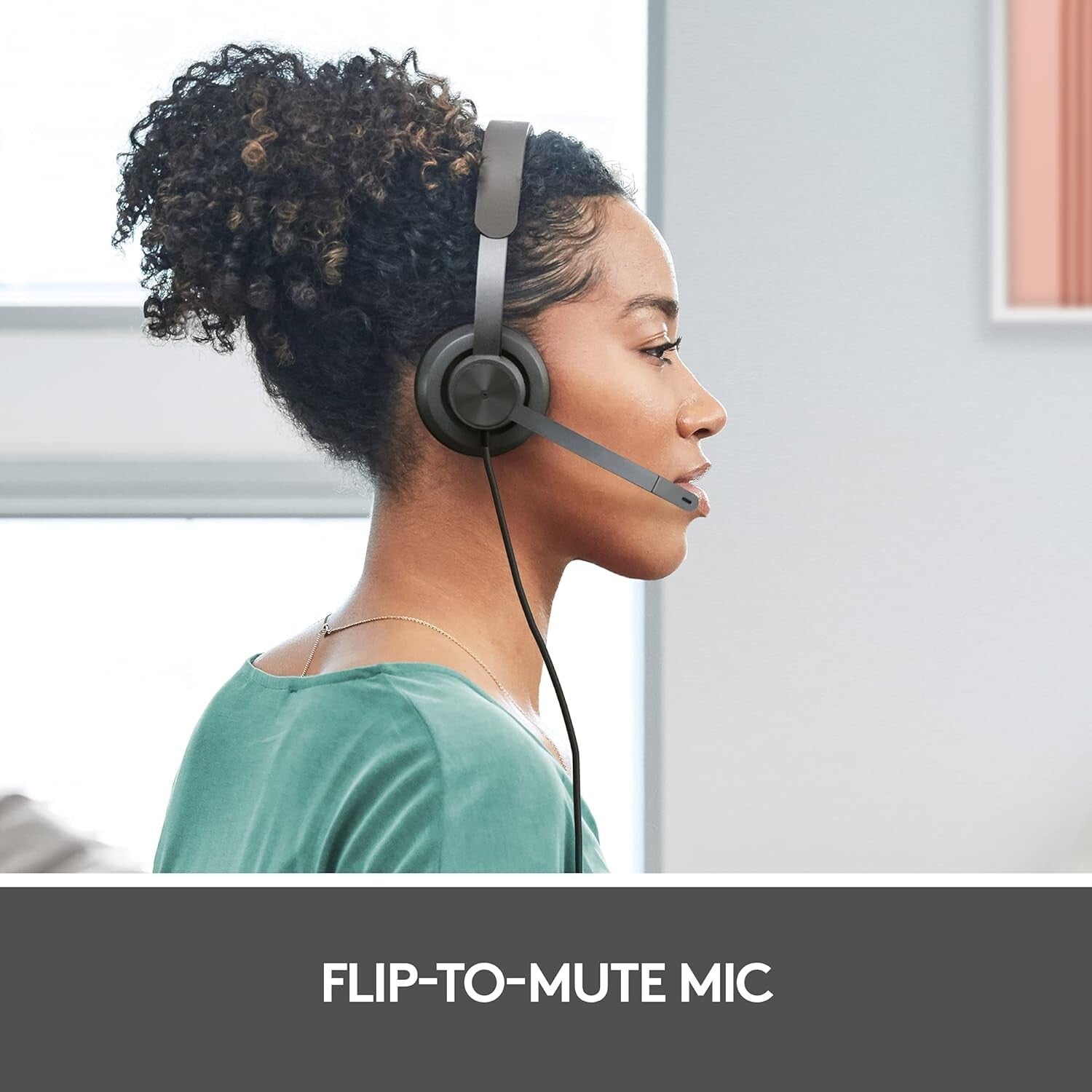 Comfortable Wired Headset with Advanced Mic for Plug-and-Play Compatibility