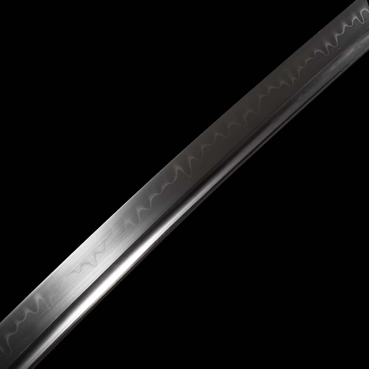 Elegant 28" Japanese Katana – Full Tang and Clay Tempered Damascus Steel Blade