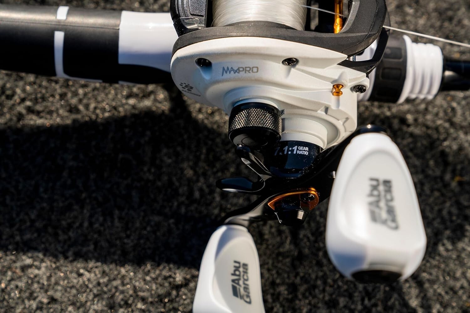 Max Pro Low Profile Baitcast Fishing Reel - Lightweight & High Recovery