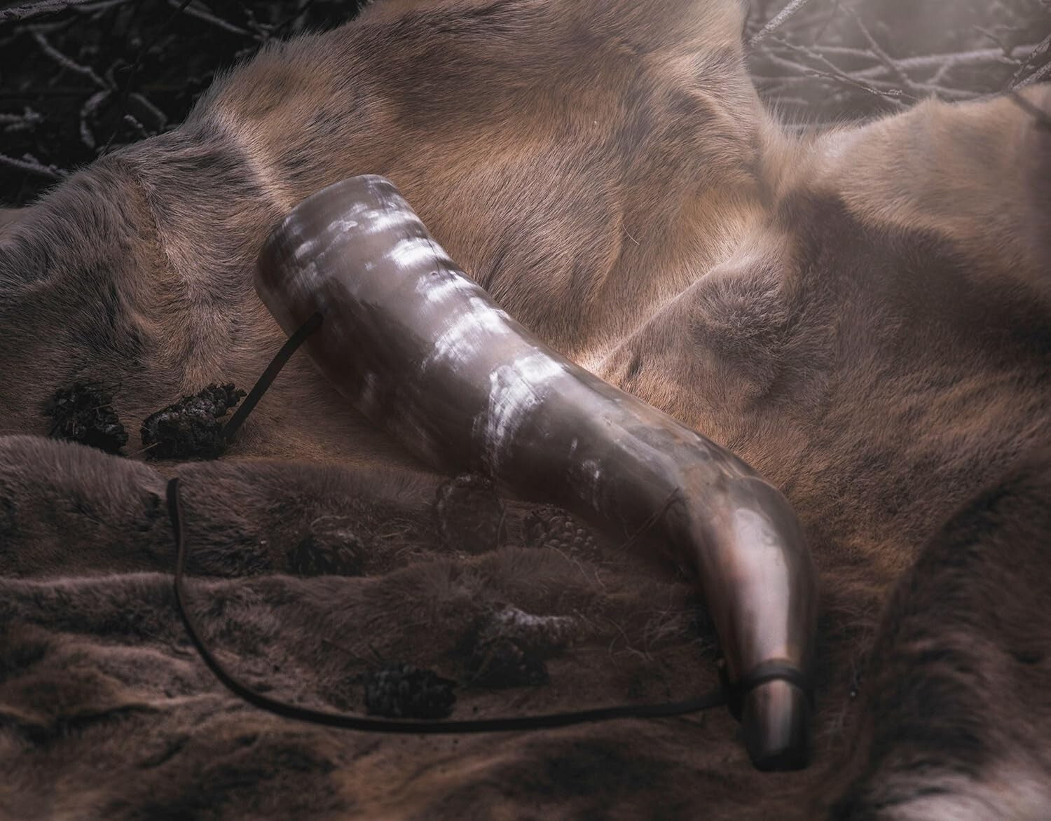 Crafted XXL Viking War Horn - Deep Sound & Illustrated Blowing Guide Included