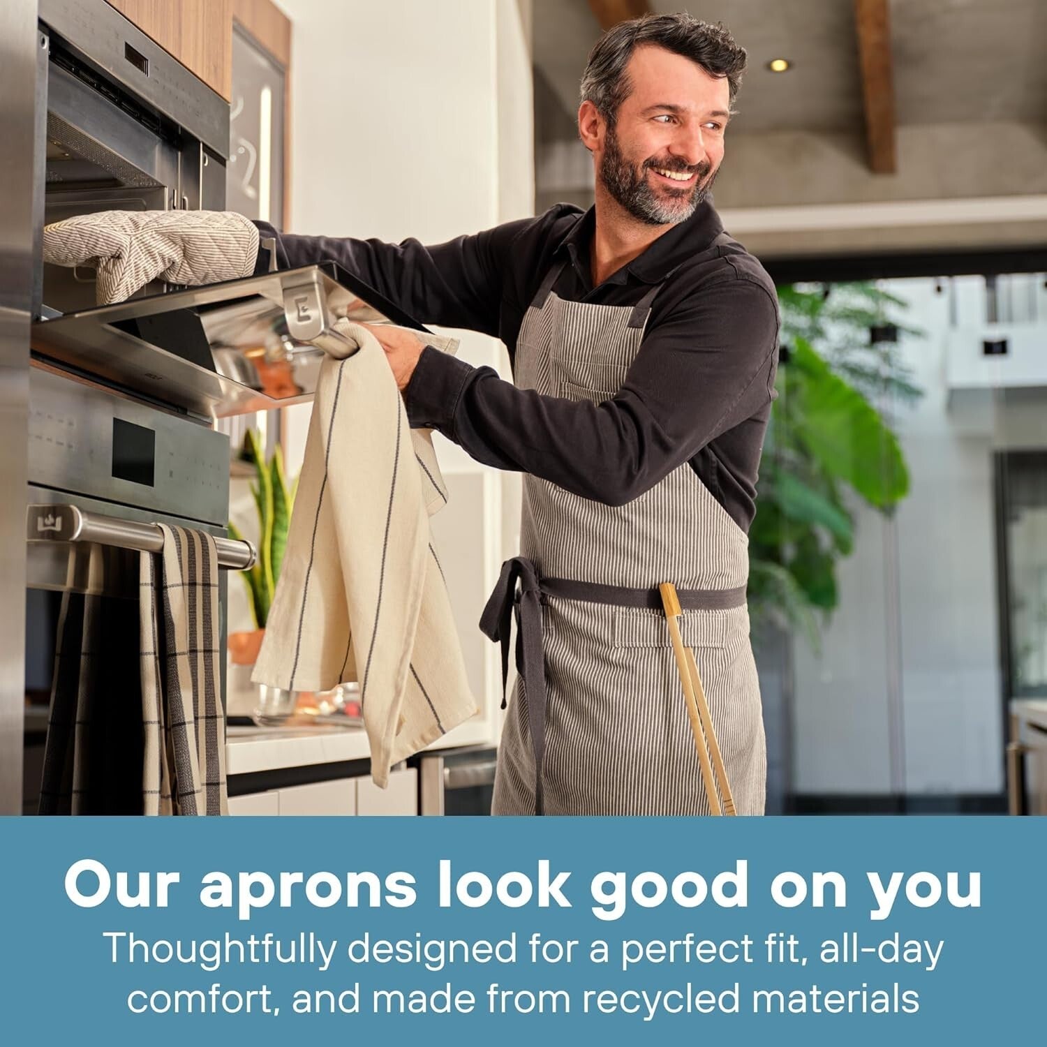 Versatile Cooking Apron with Pockets - Sustainable Design for Chefs & Creatives