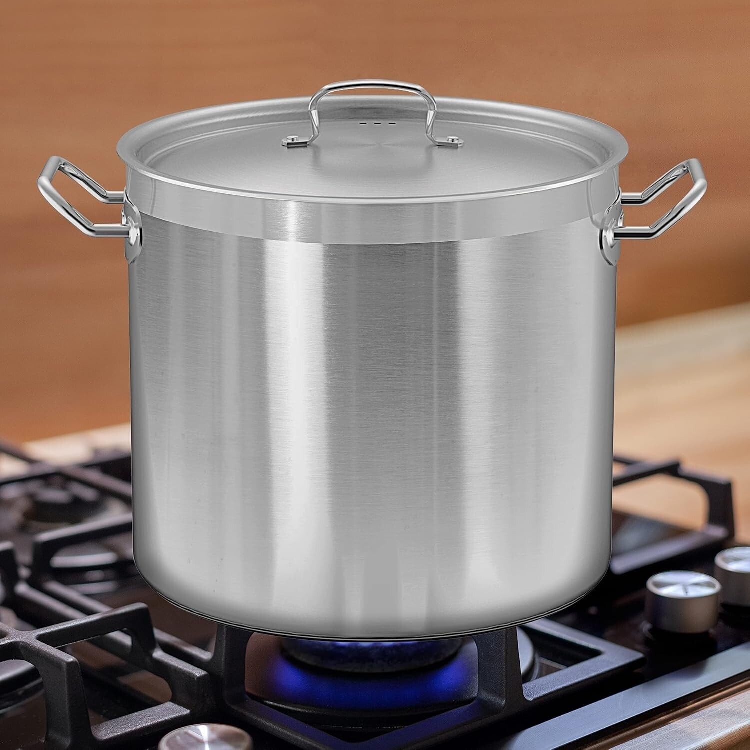 Durable 30 Quart Heavy Duty Stockpot - Perfect for Large Family Gatherings