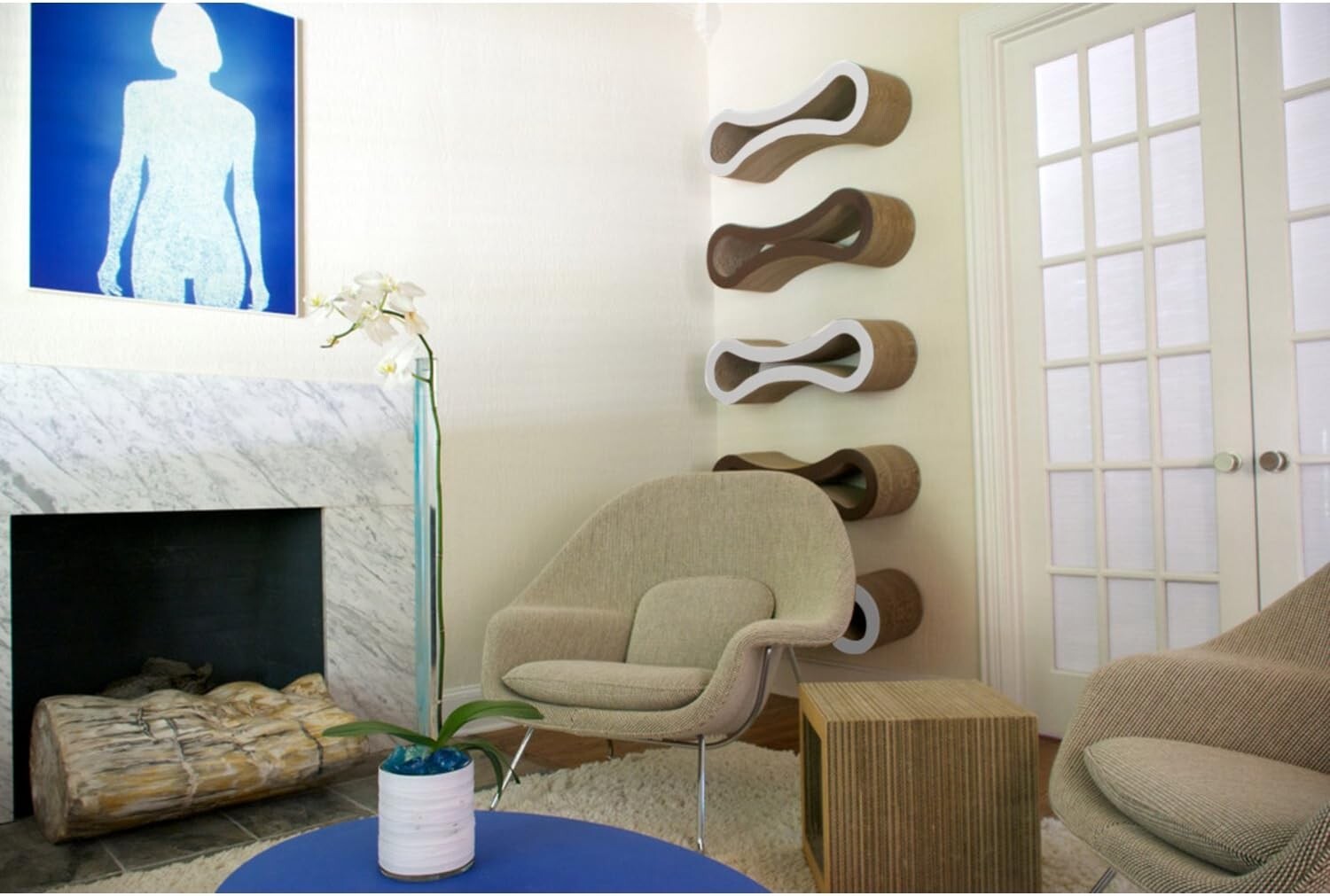 Reversible Cat Scratch Lounge with Organic Catnip - Stylish Eco-Friendly Design