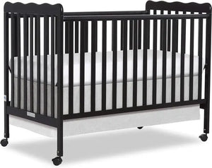 Versatile Black 3-in-1 Convertible Crib - Infant Crib, Toddler Bed, Daybed